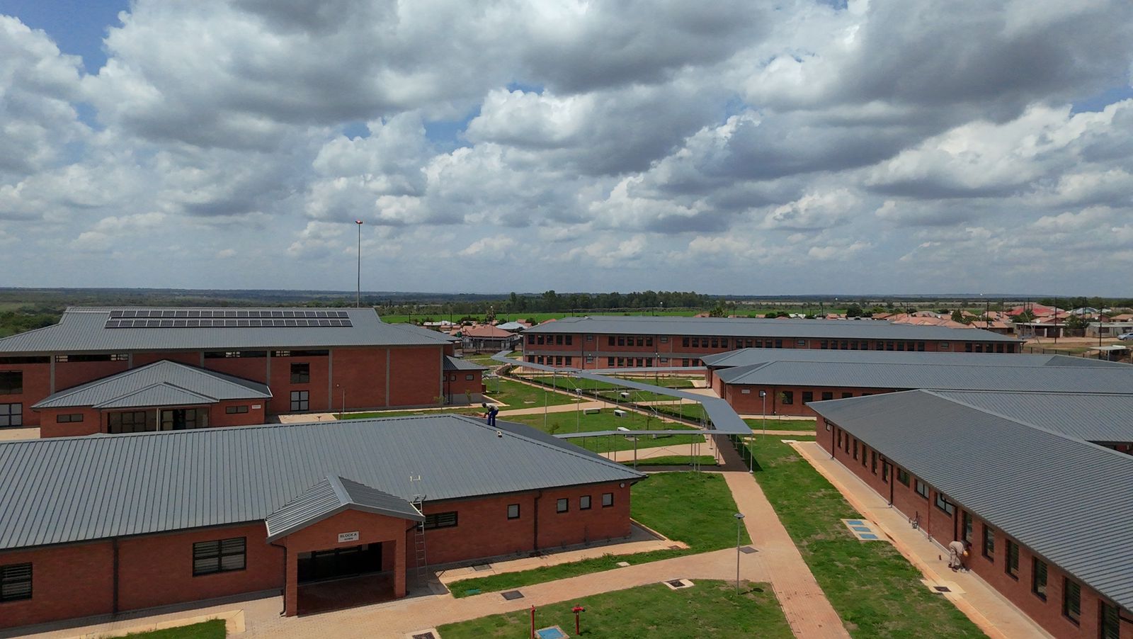 PHOTO-2025-11-13-09-36-37